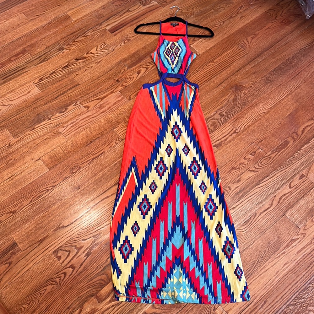 Women’s/Juniors Dress